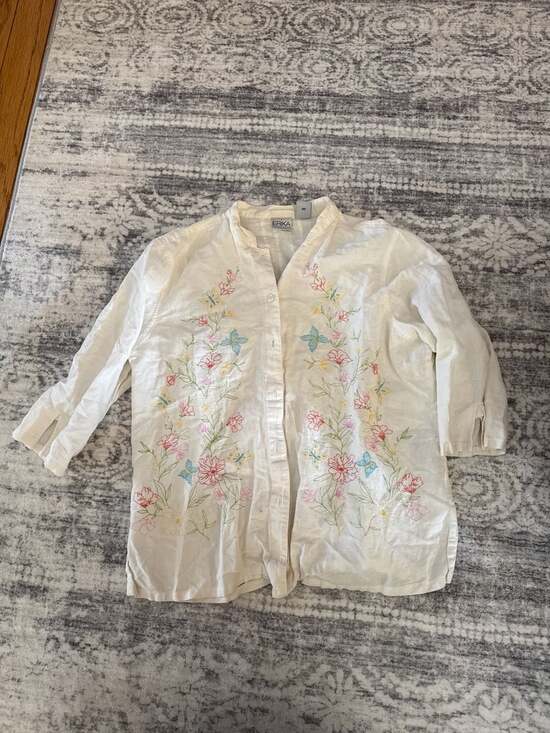 Erika Tops - Erika cotton and linen floral top